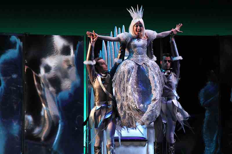 Karlar Ülkesi Tiyatrosu-Tarsus, Mersin