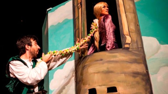 Rapunzel ile Beyaz Atlı Prensi