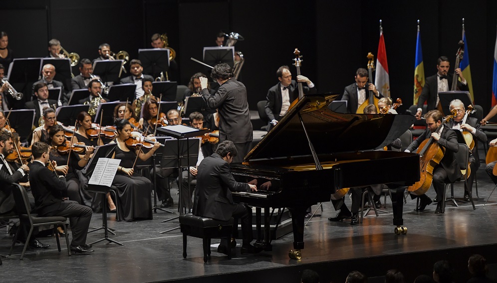 Tekfen Filarmoni’nin 25. Yıl Konseri Hafızalara Kazındı