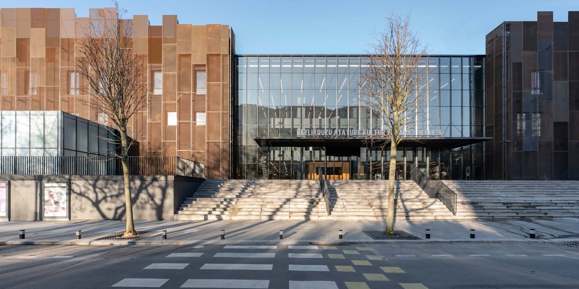 Beylikdüzü Atatürk Kültür ve Sanat Merkezi (BAKSM)