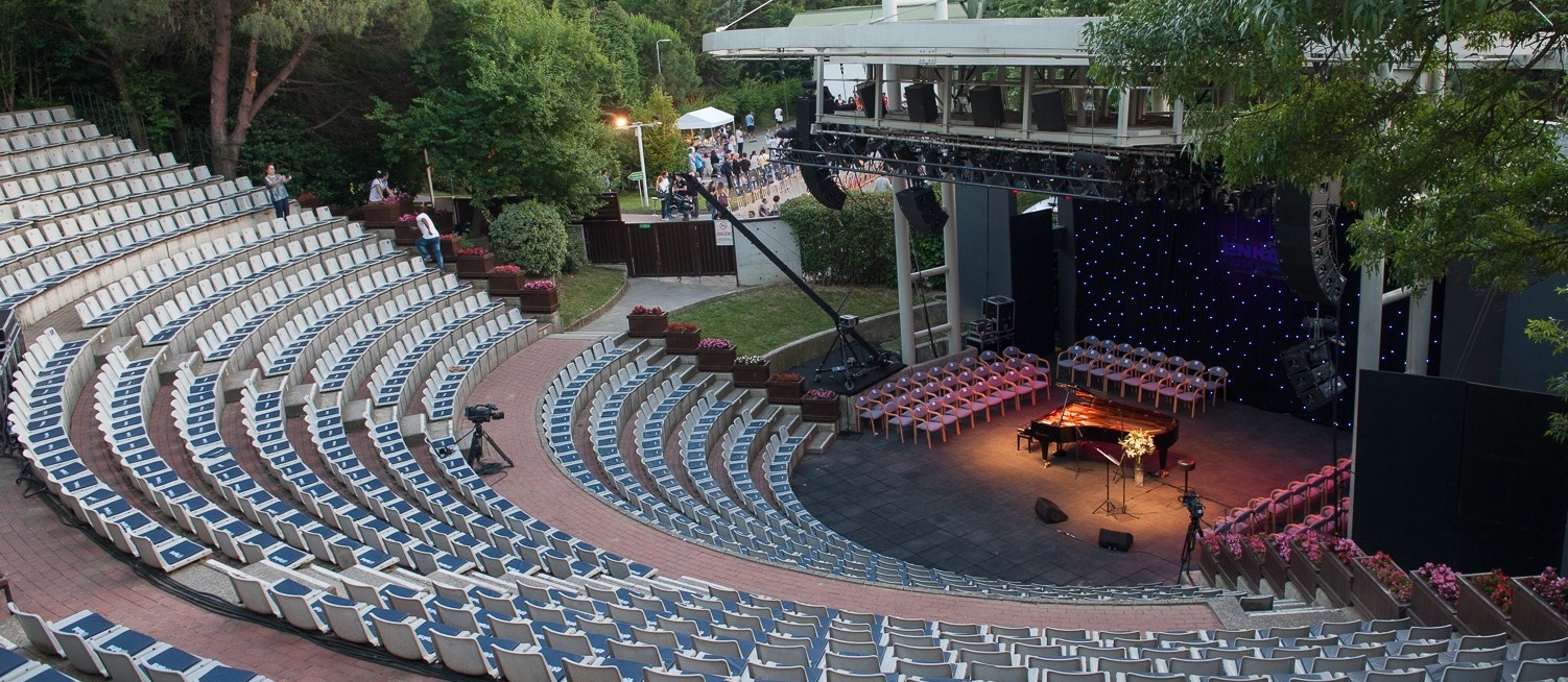 ENKA Eşref Denizhan Açıkhava Tiyatrosu