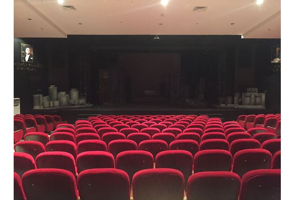 Bakırköy Belediye Tiyatroları Yunus Emre Kültür Merkezi